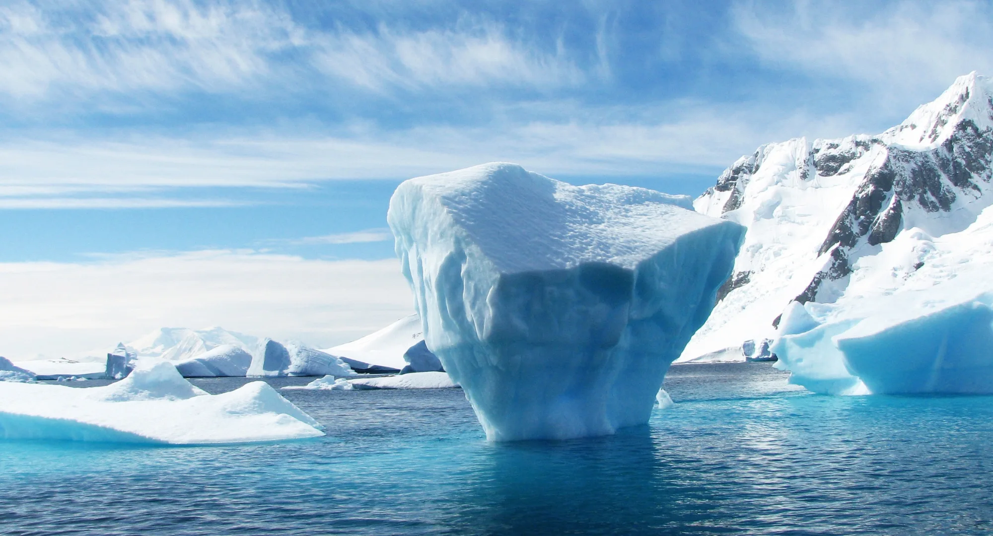 Antartica Travel - Pristine Adventure